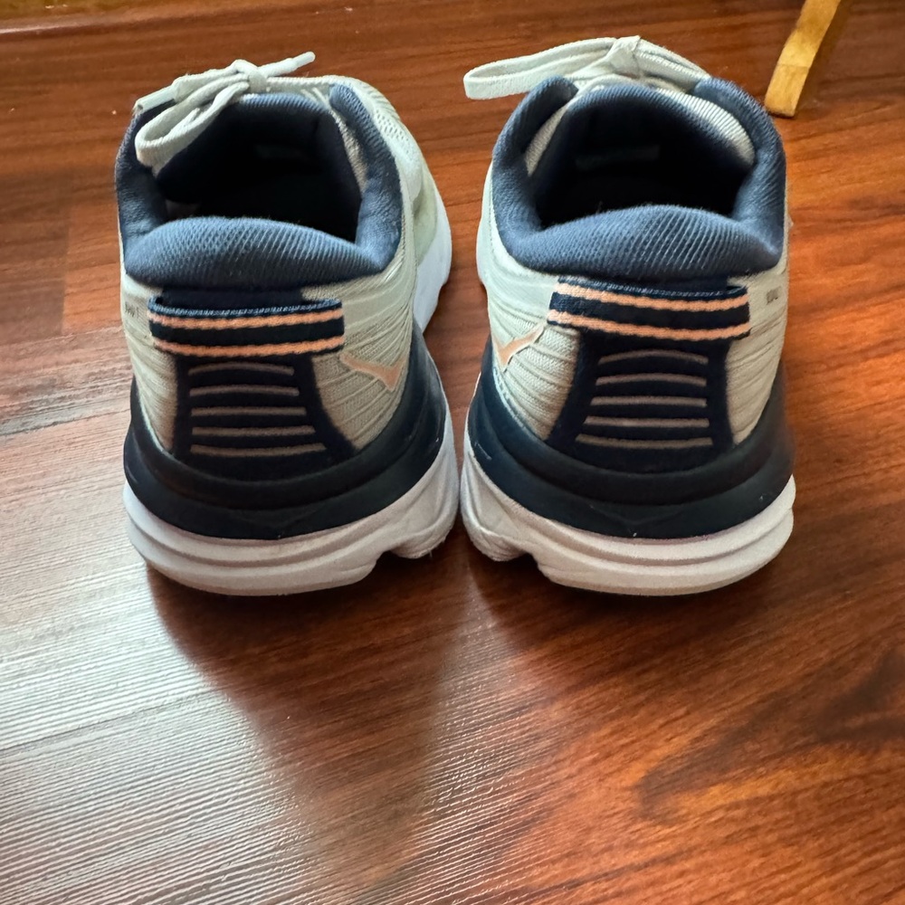 Hoka One One women Gray and Orange Athletic Shoes size 8 - Picture 3 of 8